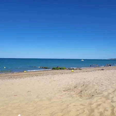 بيت للعطل Jolie Maison Neuve Sans Vis A Vis Proche De La Mer سا جورج دوليه