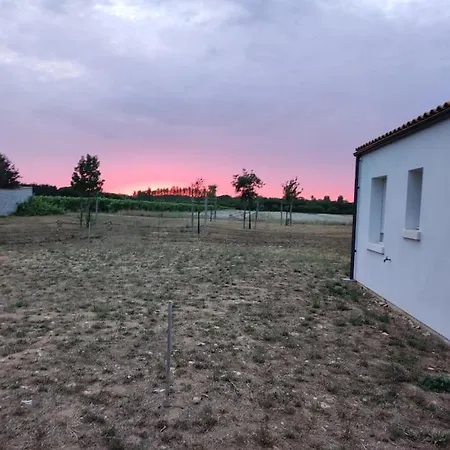 Jolie Maison Neuve Sans Vis A Vis Proche De La Mer *