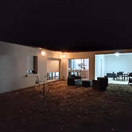 Jolie Maison Neuve Sans Vis A Vis Proche De La Mer بيت للعطل سا جورج دوليه